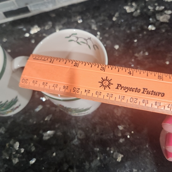 Spode Christmas Tree Coffee Mugs (Set of 3) made in England - Picture 4 of 7